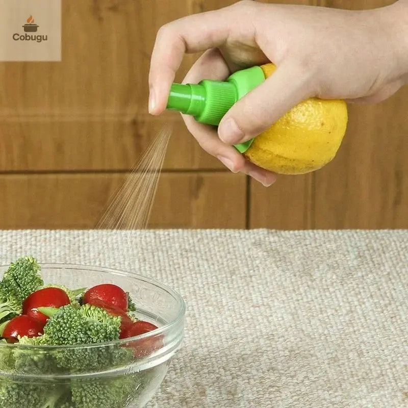 1PC Kitchen Gadgets Lemon Sprayer Fruit Juice Citrus Spray Orange Juice Squeeze Fruit Squeezer Kitchen Cooking Tools New cobugu